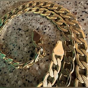 14k gold 24” chain link necklace **Needs clasp